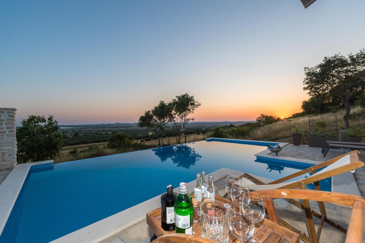Brand New Villa Cara D Oro, Vrana Vrana  Екстер'єр фото