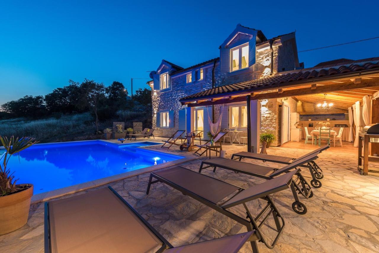 Brand New Villa Cara D Oro, Vrana Vrana  Екстер'єр фото