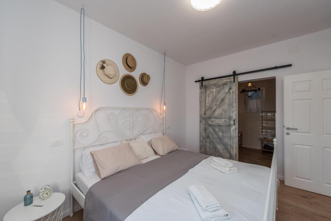 Brand New Villa Cara D Oro, Vrana Vrana  Екстер'єр фото
