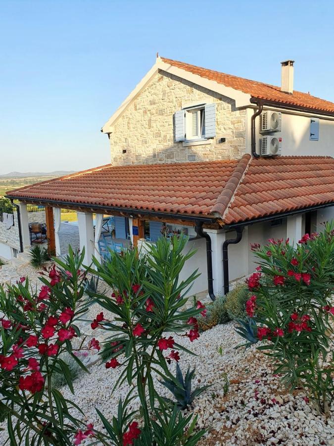 Brand New Villa Cara D Oro, Vrana Vrana  Екстер'єр фото